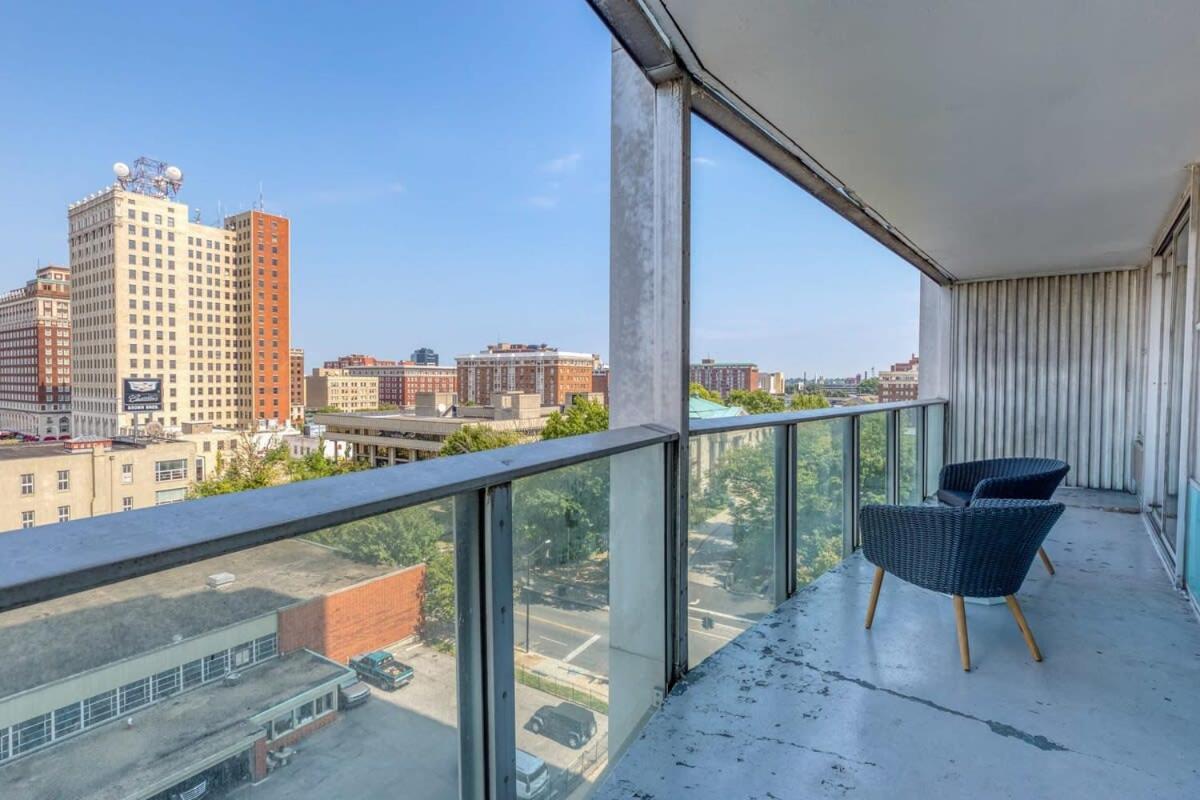 Cozysuites 800 Tower 1br With Gym! 12 Apartment *